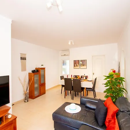 Apartment In Portimao Near Alvor Beach Appartamento *